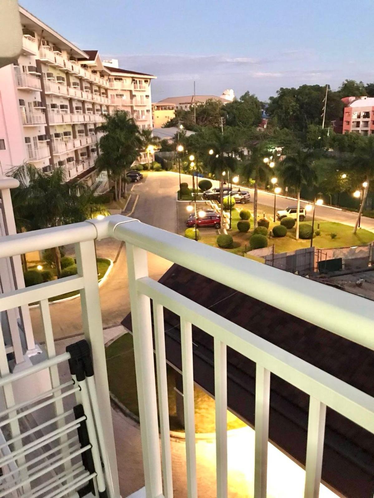 Vp - Amani Grand Resort Residences, 03 Minutes Away From Mactan Airport - Bldg B - Unit 522 Мактан Екстериор снимка